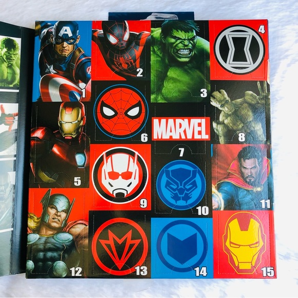 Disney Marvel Advent Calendar Socks 15 pk - Picture 8 of 14
